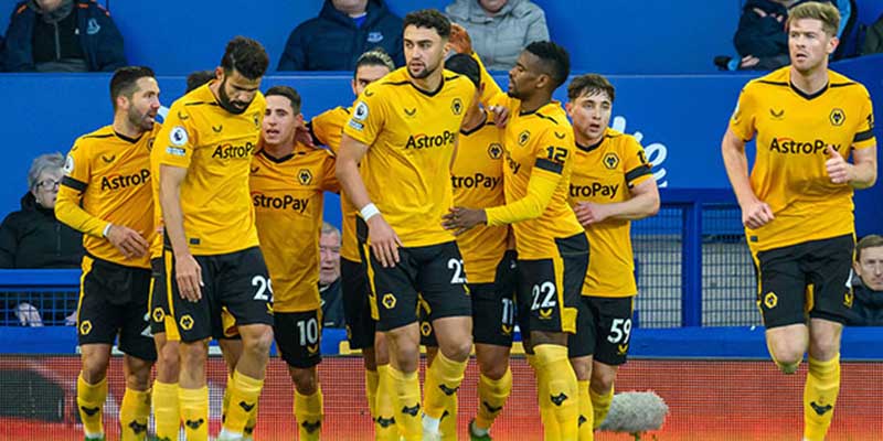 Câu lạc bộ Wolverhampton Wolves từng có ảnh hưởng